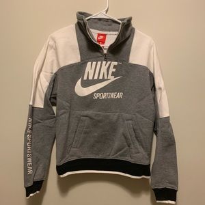 Nike QuarterZip sweatshirt